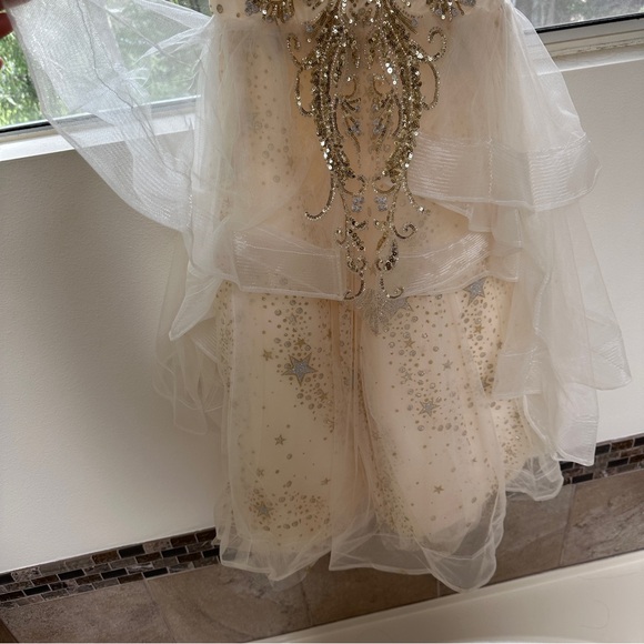 Kids Elegant Cream and Gold Gown with Star Embellishments 8~9T - Picture 6 of 7